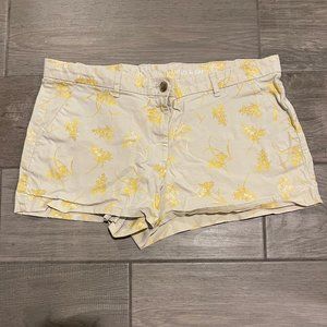 COPY - GAP floral print 3" chino shorts